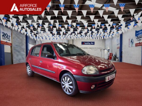 Renault Clio RT
