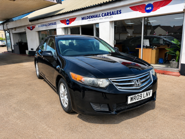 HONDA ACCORD ES - AUTOMATIC!!