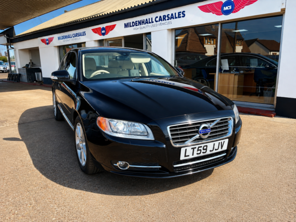 VOLVO S80 SE LUX - LOW MILEAGE !!